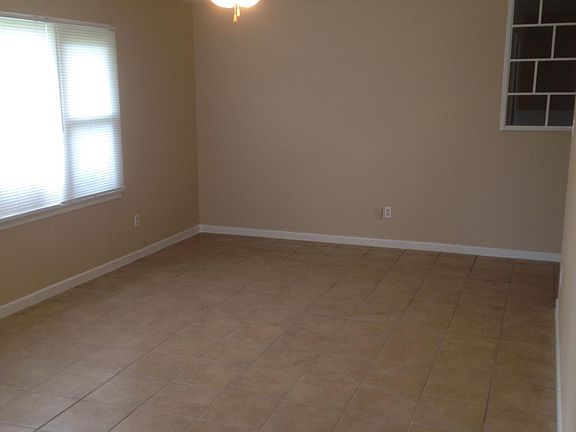 3rd image of 5004 45th St
