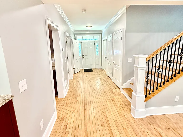 2041 English Ln — Photo 10