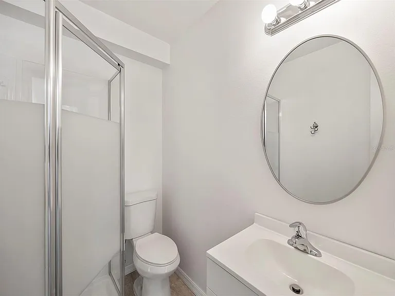 23019 Seneca Ave #A — Photo 17