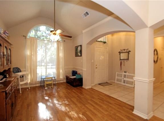 2nd image of 1229 Tanner Dr