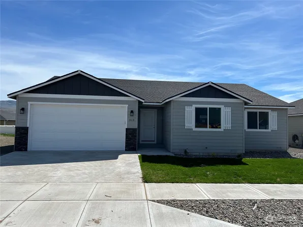 312 Emma Drive, Wenatchee, WA 98801