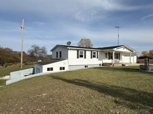 6685 County Farm Rd, Croswell, MI 48422
