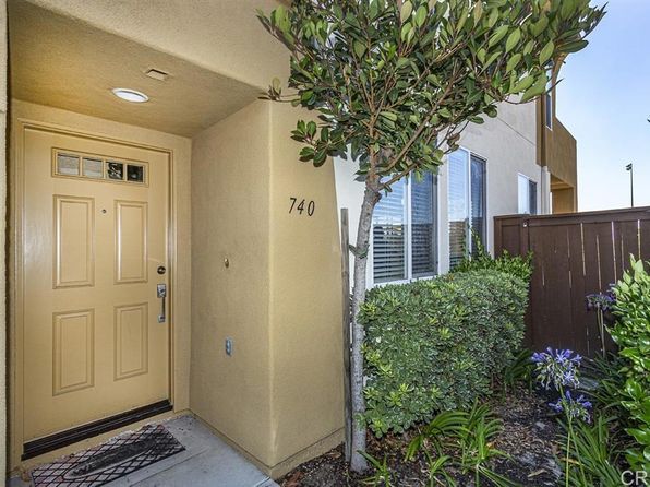 740 Callecita Aquilla Sur