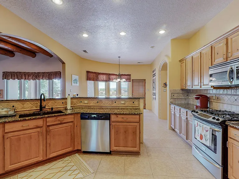 3106 Octavia Ct NE — Photo 19
