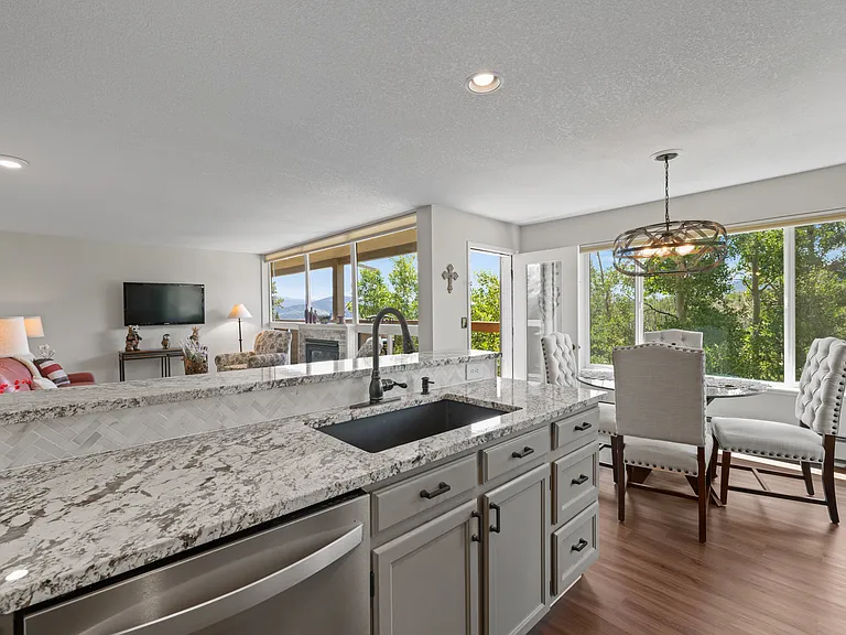 95100 Ryan Gulch Rd #115 — Photo 12