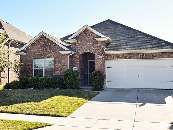 2nd image of 4913 Hidden Pond Dr
