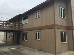 820 E 19th St, Bakersfield, CA 93305