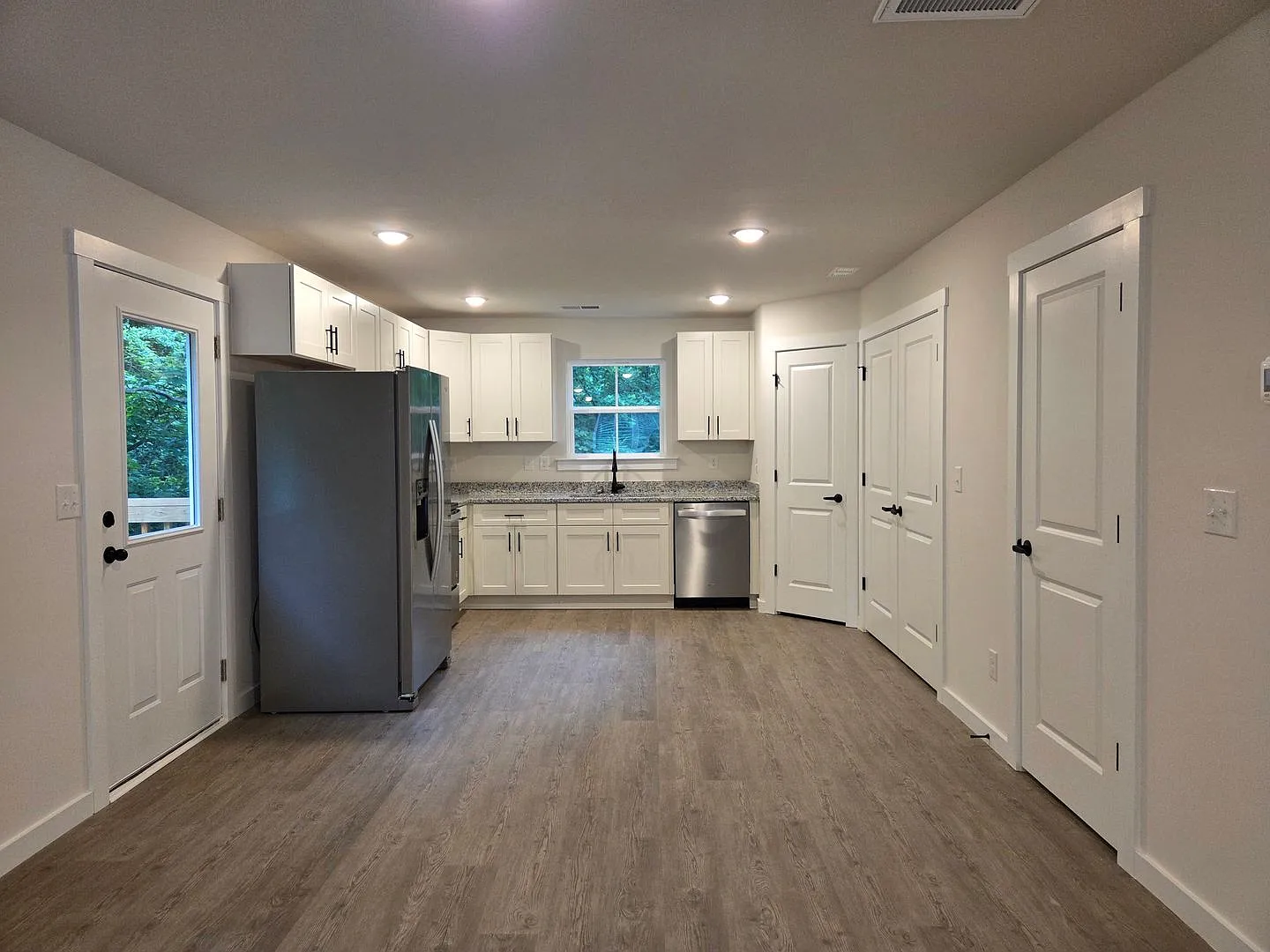 3 bedroom duplex — Photo 3
