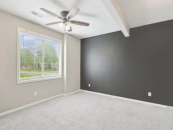 1301 NE Country Ln — Photo 23