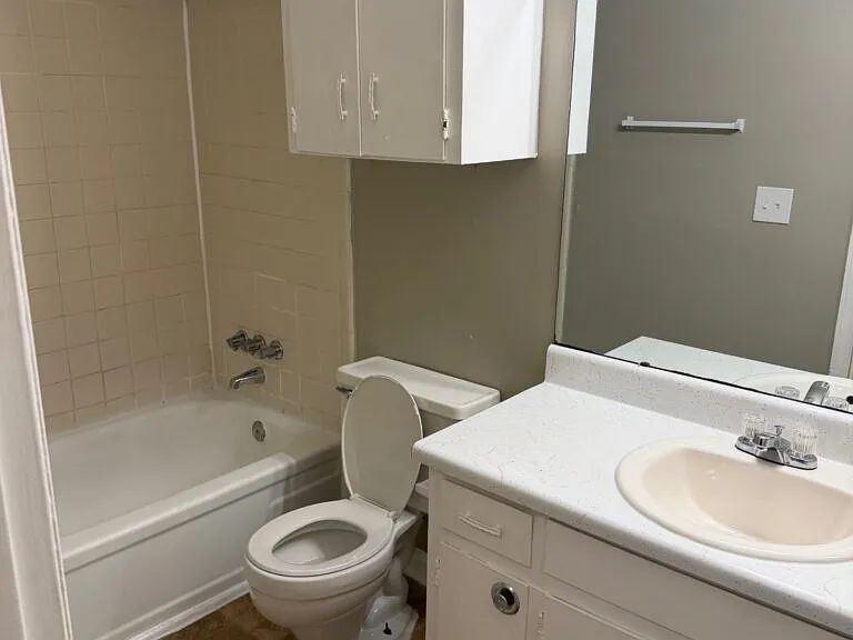 Richland Terrace — Photo 14