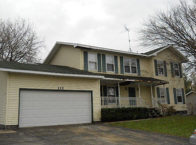 1st image of 212 Picadilly Dr SE