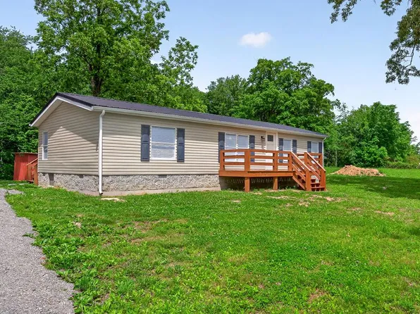 1437 Jefferson Rd, Smithville, TN 37166