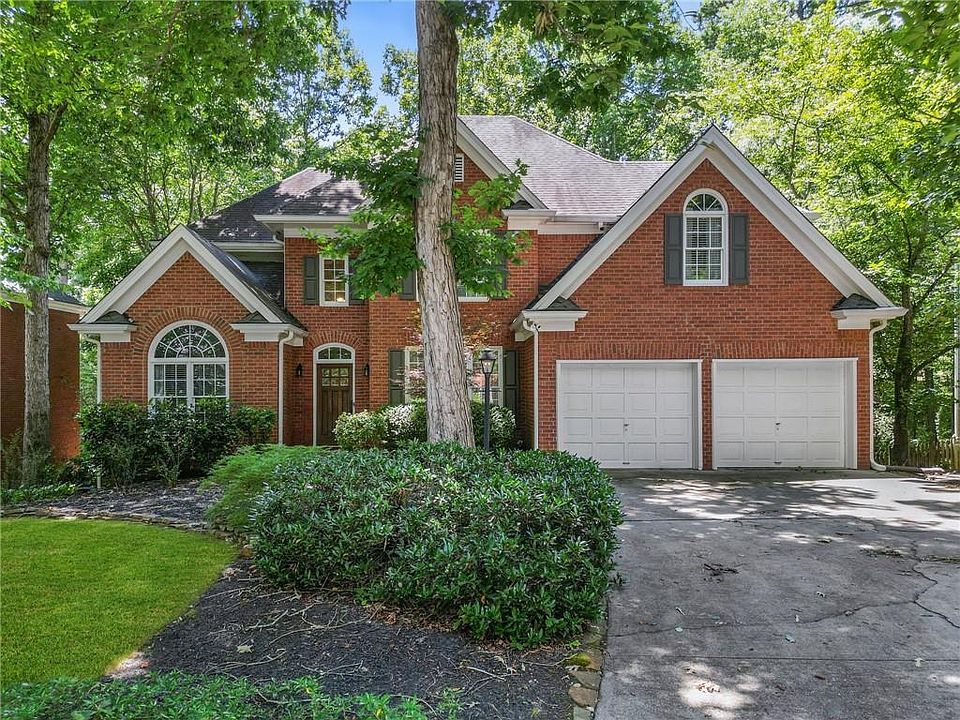 1st image of 662 Goldenwood Ct