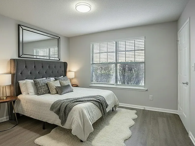 Blue Ridge Apartments — Photo 10