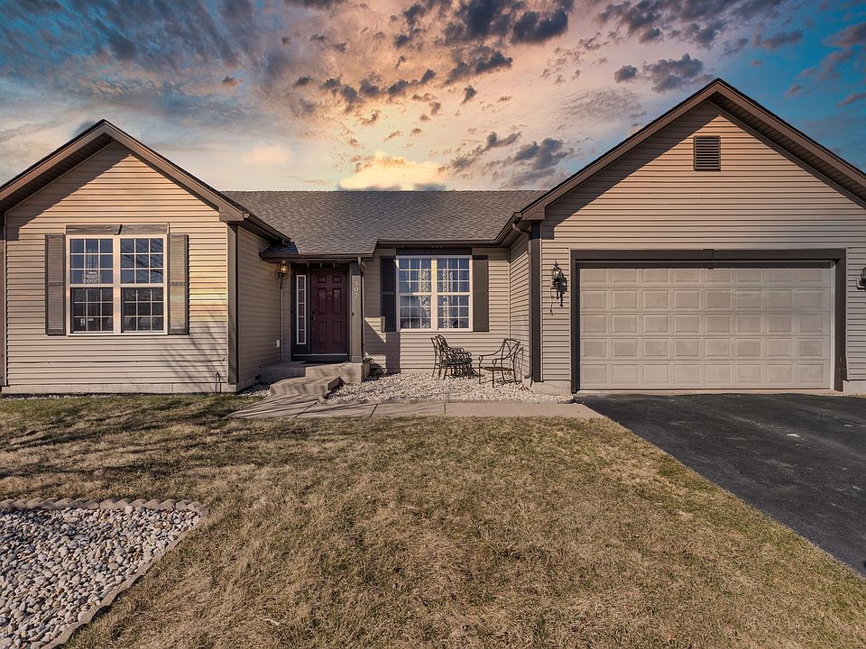 1st image of 302 Cress Creek Trl