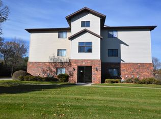 1505 E Melgaard Rd APT 207, Aberdeen, SD 57401