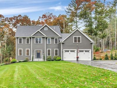 11 Old Cart Path, Norfolk, MA, 02056