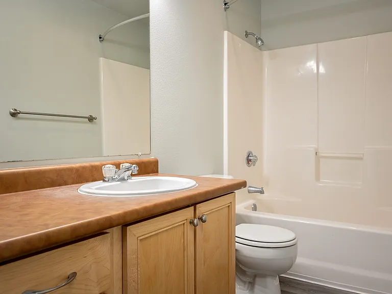 Southside Townhomes | Bathroom