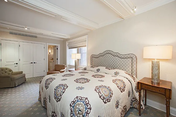 Sold by CitiSuites International Realty | media 12