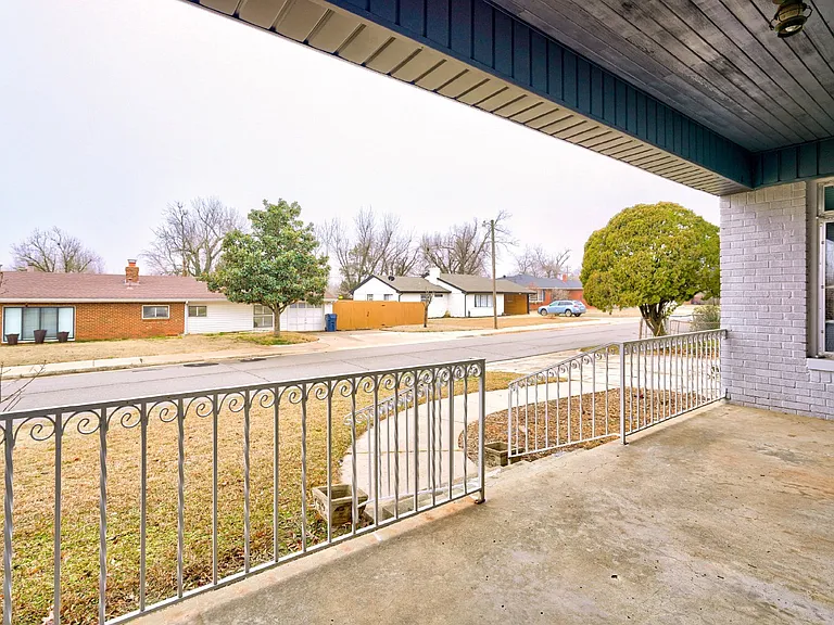 2701 NW 48th St — Photo 39
