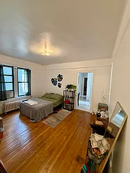 33-09 31st Avenue, #1C