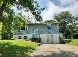 1320 Rockwell Dr, Junction City, KS 66441