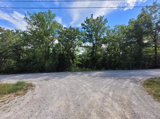 220 Oak Dr, Ridgedale, MO 65739