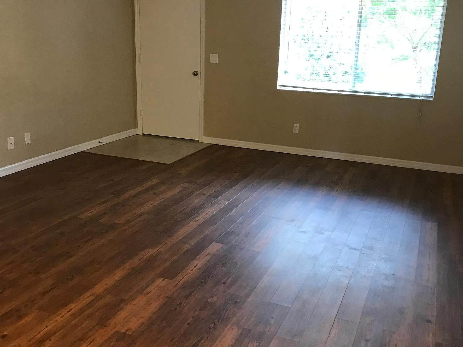 2 bed, 1080 sqft, $1,500 — Photo 3