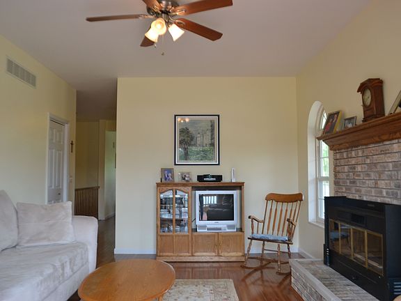 Family Room UL