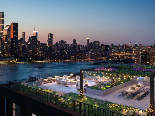 29 Huron Street image 17 of 19