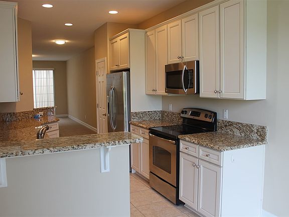 2nd image of 177 Hedgewood Dr