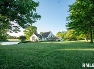 19132 Powerline Rd, Grafton, IL 62037