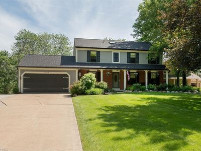 33524 Overland Ln, Solon, OH, 44139