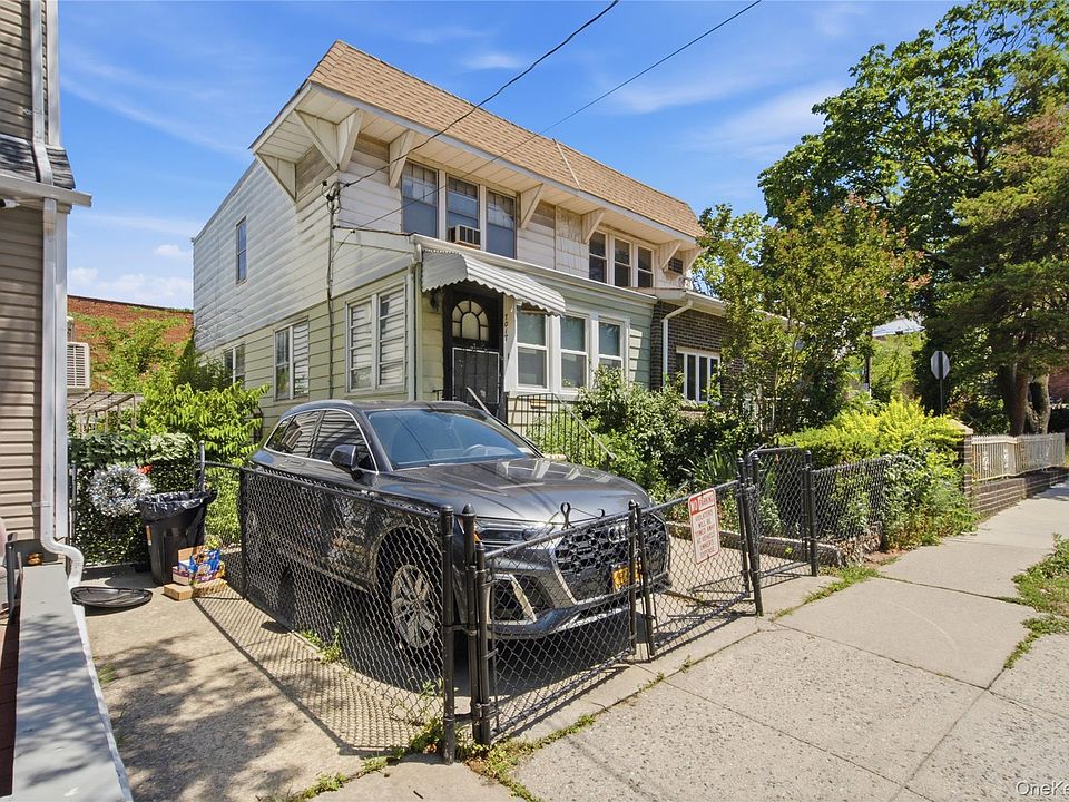 2nd image of 7017 53rd Avenue