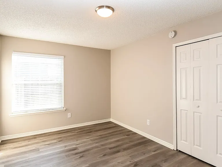 1531 Eddings Grove Ln — Photo 13