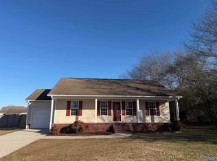 1898 Lowery Rd NE, Arab, AL 35016