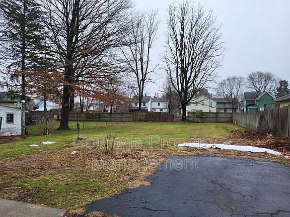 2nd image of 215 Bloomer Ave