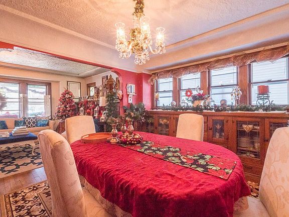 5th image of 3233 S Kinnickinnic Ave #3235