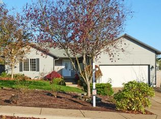 856 11th Ct, Lafayette, OR