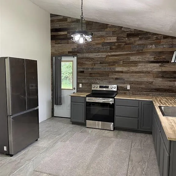 225 Polk Rd #123 — Photo 3