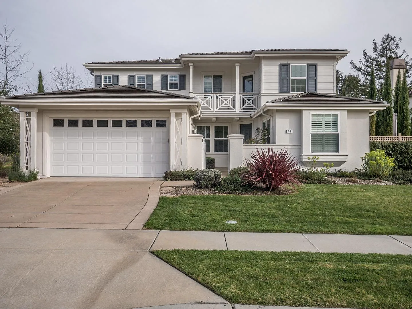 44 Deerfield Dr photo 1