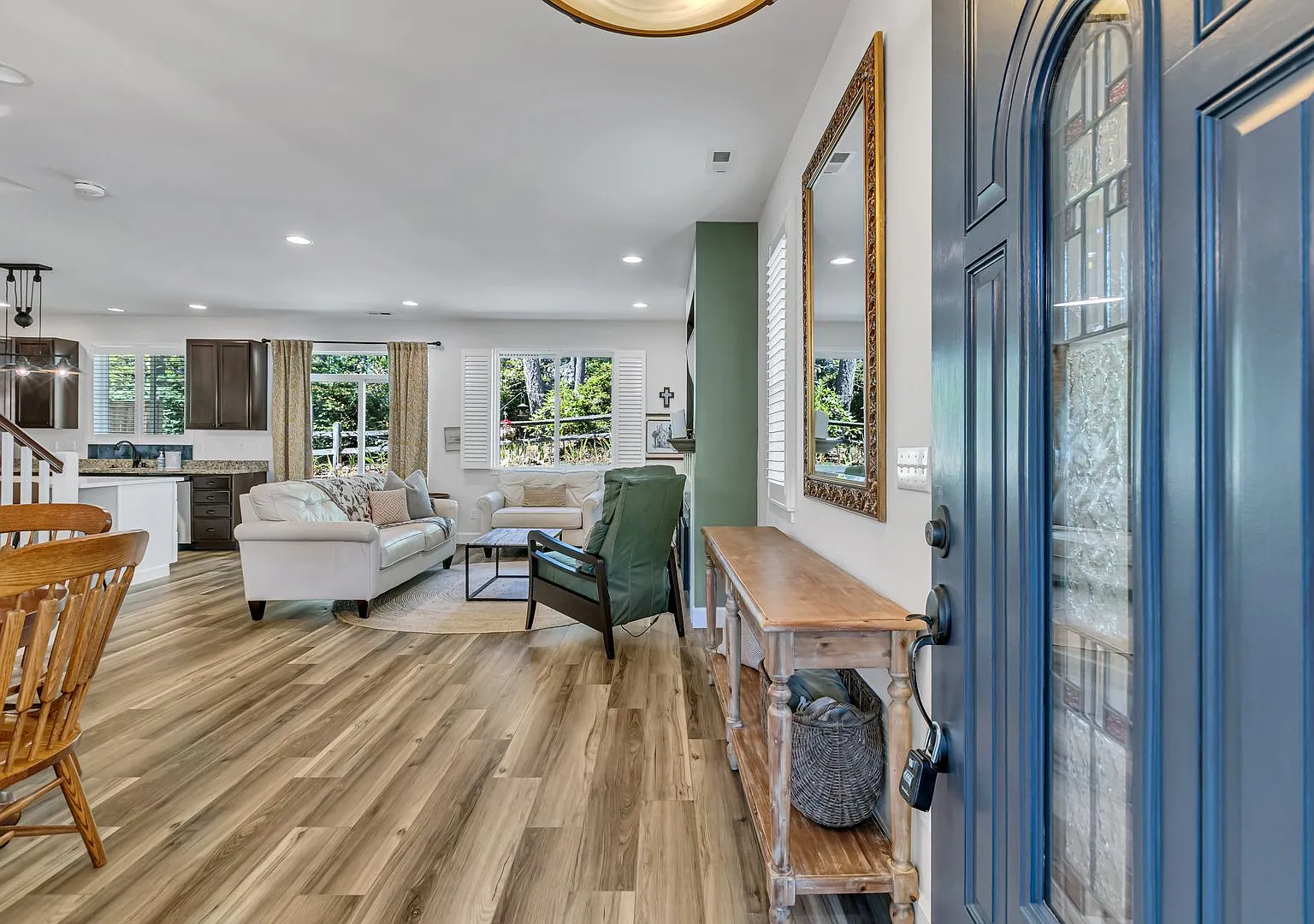 Spacious & Updated 4 BD Home Backing to Green belt in Desirable Gig Harbor! — Photo 4