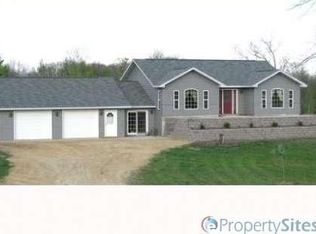 915 290th St, Glenwood City, WI 54013