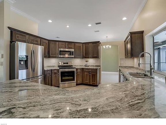 4th image of 8324 Southwind Bay Cir