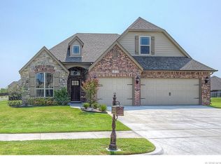 18728 E 42nd Pl, Tulsa, OK 74134