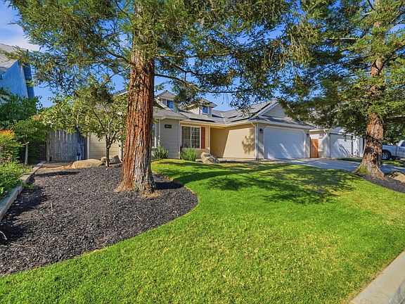 3rd image of 5806 W El Paso Ave