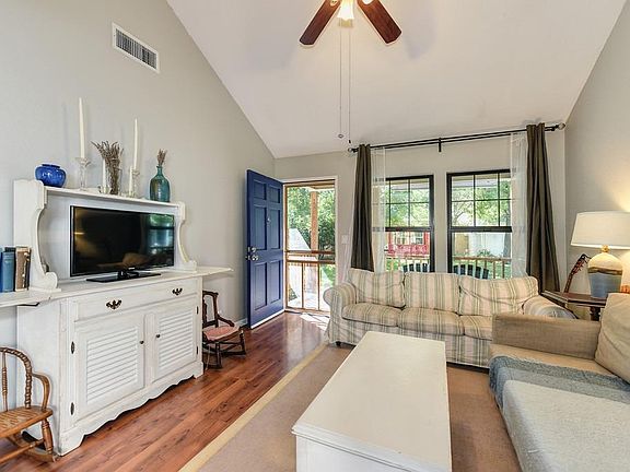 4th image of 2510 Amapola Dr