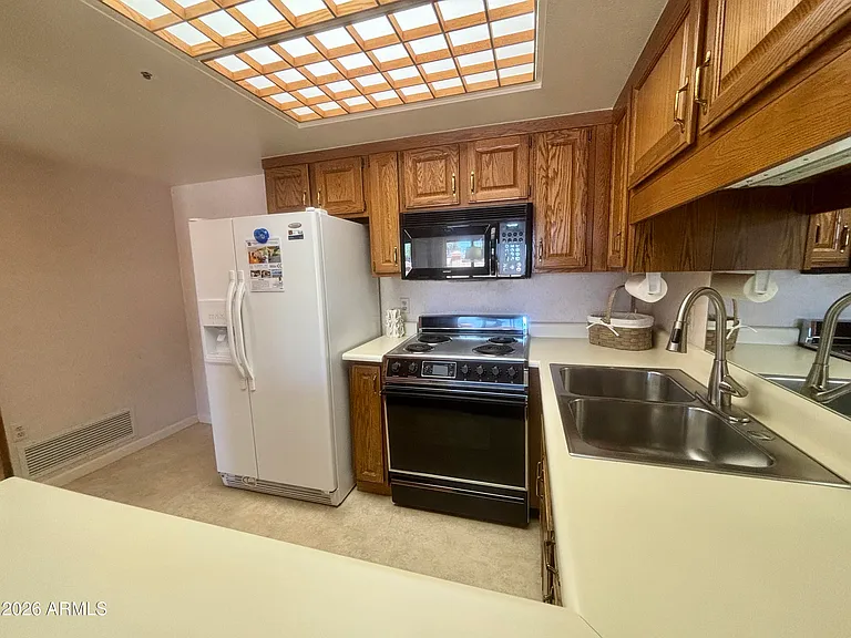 10330 W Thunderbird Blvd #A127 — Photo 8