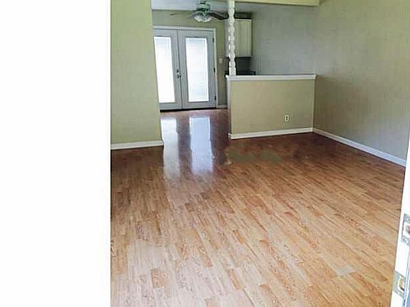 5th image of 6185 Meadowgrass Ln #0