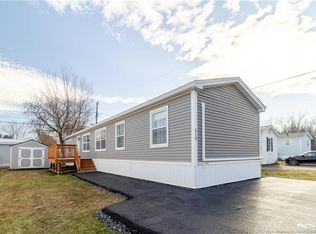 215 Moore St, Fredericton, NB E3B 8L9